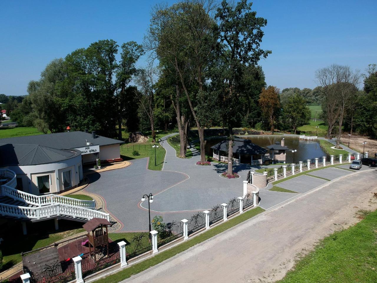 Pod Ksiecia Gorka Hotel Oleszyce Exterior photo