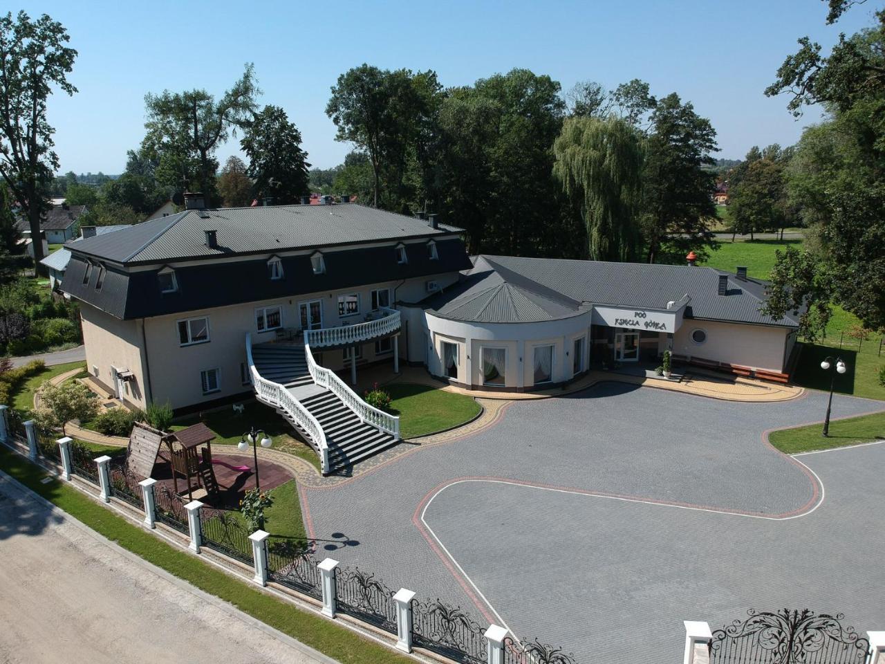 Pod Ksiecia Gorka Hotel Oleszyce Exterior photo